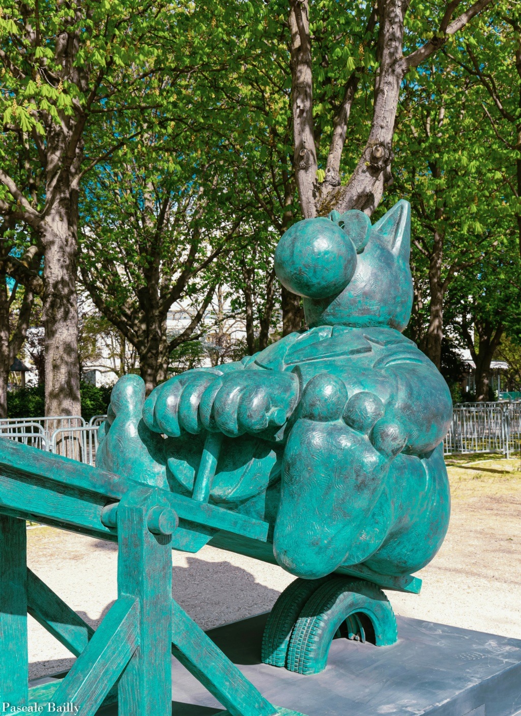 Le Chat se paye les Champs Elysées ! Img-4311