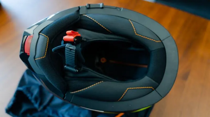 Schuberth E2 : le modulable polyvalent qui n’a peur de rien (+vidéo) Hffgd10