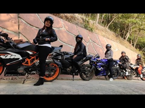 Des motos et des femmes [Le casque et la plume]  Hqdefa14