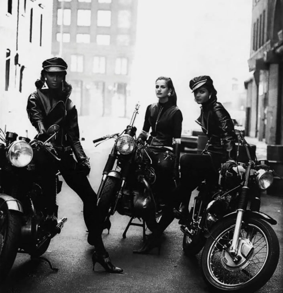 Peter Lindbergh - La mode et les motos Snip_830