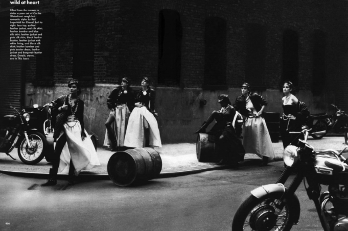 Peter Lindbergh - La mode et les motos Snip_832