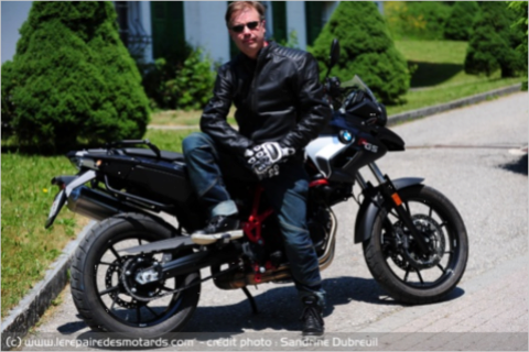 Comment choisir sa veste et son pantalon moto Touring ou Adventure