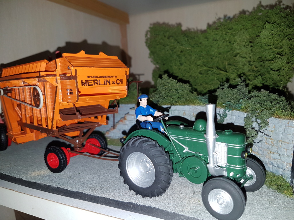 MINIATURES et MAQUETTES de matériels et TRACTEURS agricoles 20191111