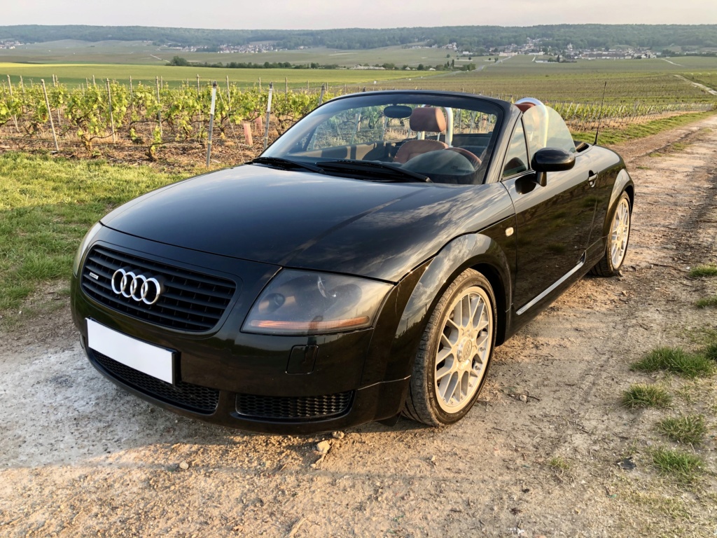 " Ma Licorne " Audi TT Roadster Quattro 225 Ch Noir / Intérieur Baseball Img_5913