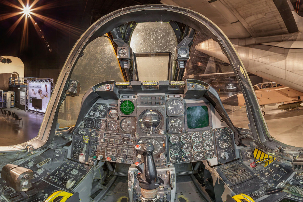  A-10A Warthog  USAF  Italeri 1/72 16090510
