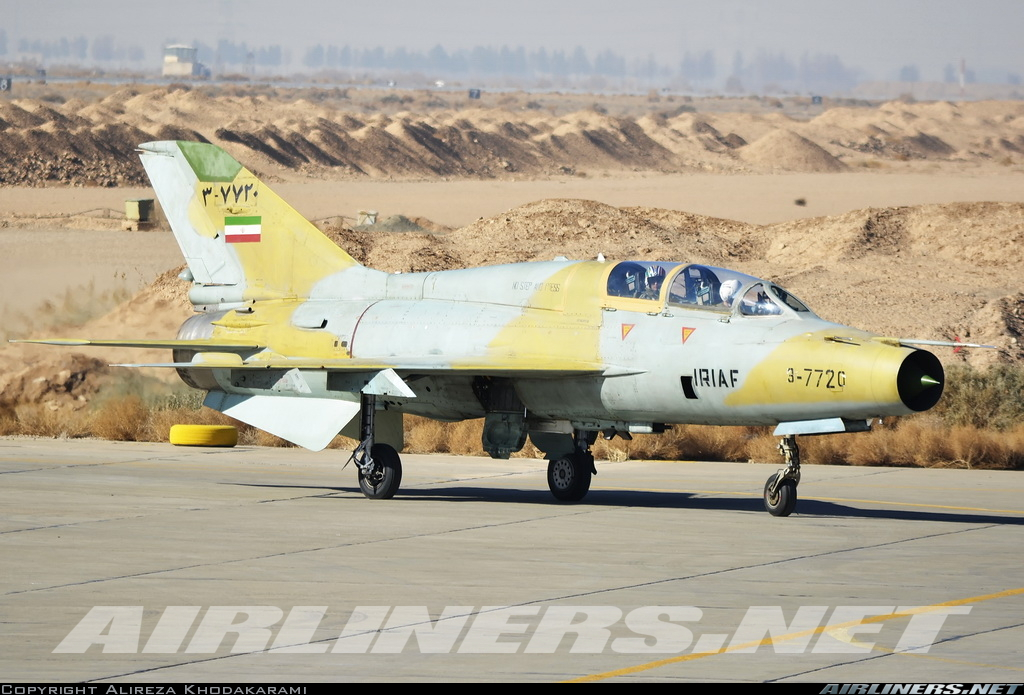[Omega Models + Revell]  1/72 - Chengdu F-7N Iran  42739110