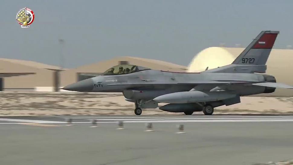 [Revell] 1/72 - General Dynamics Fighting Falcon F-16D Irak  Block 52 / F16C Egypte  Block 40   972710