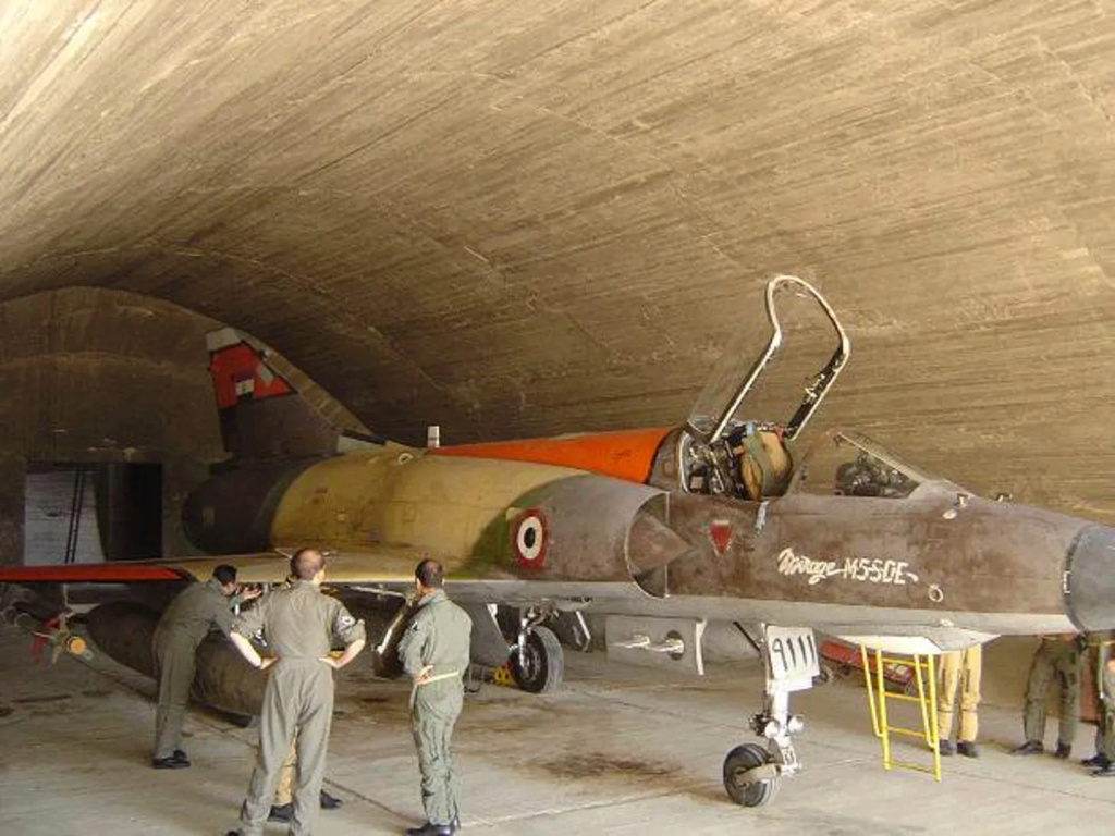 [Modelsvit] 1/72 - Dassault Mirage 5SDE Horus Egypte   Arnaud10