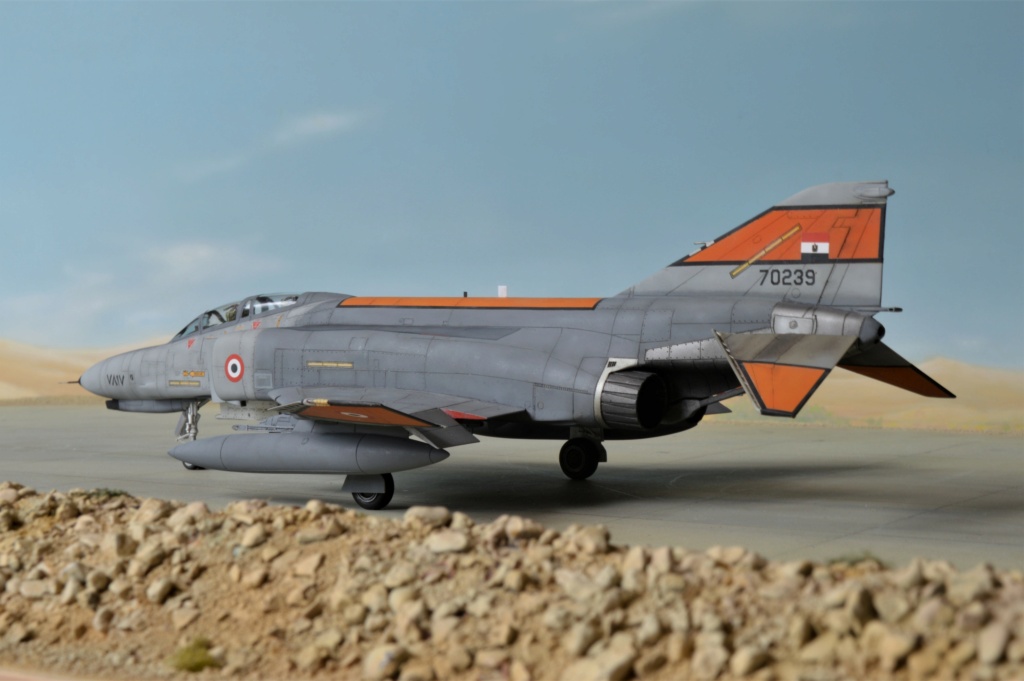 [Hasegawa] 1/72 - McDonnell-Douglas F-4E Phantom II "Pharaoh"  Dsc_0324