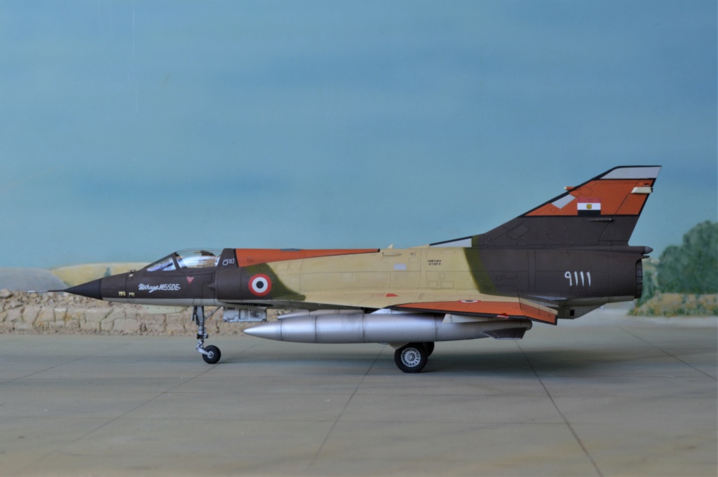 [Modelsvit] 1/72 - Dassault Mirage 5SDE Horus Egypte   - Page 2 Dsc_0399