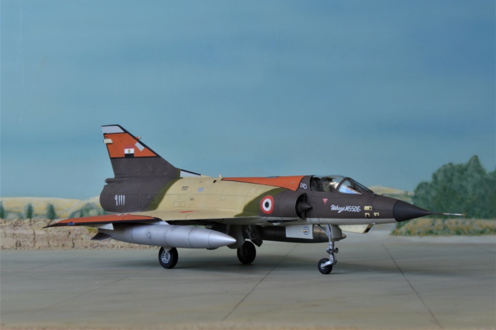 [Modelsvit] 1/72 - Dassault Mirage 5SDE Horus Egypte   - Page 2 Dsc_0401