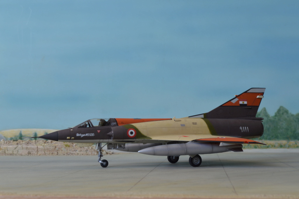 [Modelsvit] 1/72 - Dassault Mirage 5SDE Horus Egypte   - Page 2 Dsc_0403