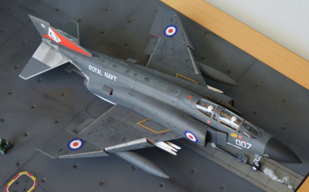 [Airfix]  1/72 - McDonnell-Douglas F-4K Phantom II  Royal Navy Dsc_0996