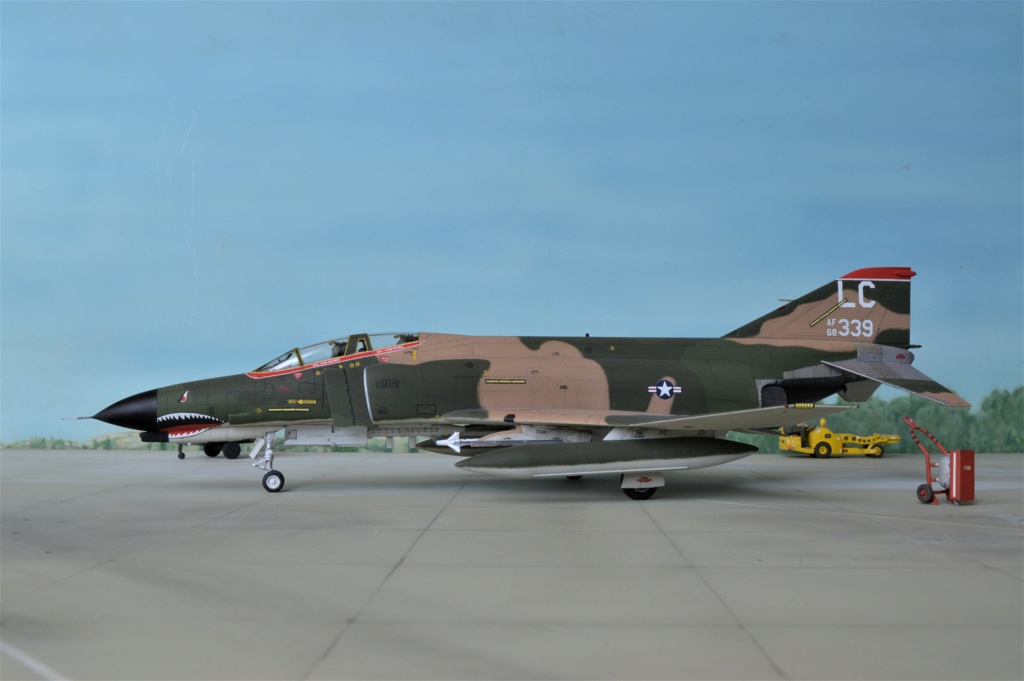 [Finemolds]  1/72 - McDonnell-Douglas F-4E Phantom II  USAF  Viet-Nam 1972 Dsc_1025