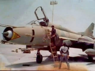 [Modelsvit + Vespa Model Kits] 1/72 Sukhoi Su-22 M3 J Fitter   -   conversion South Yemen AF  Fzzph710