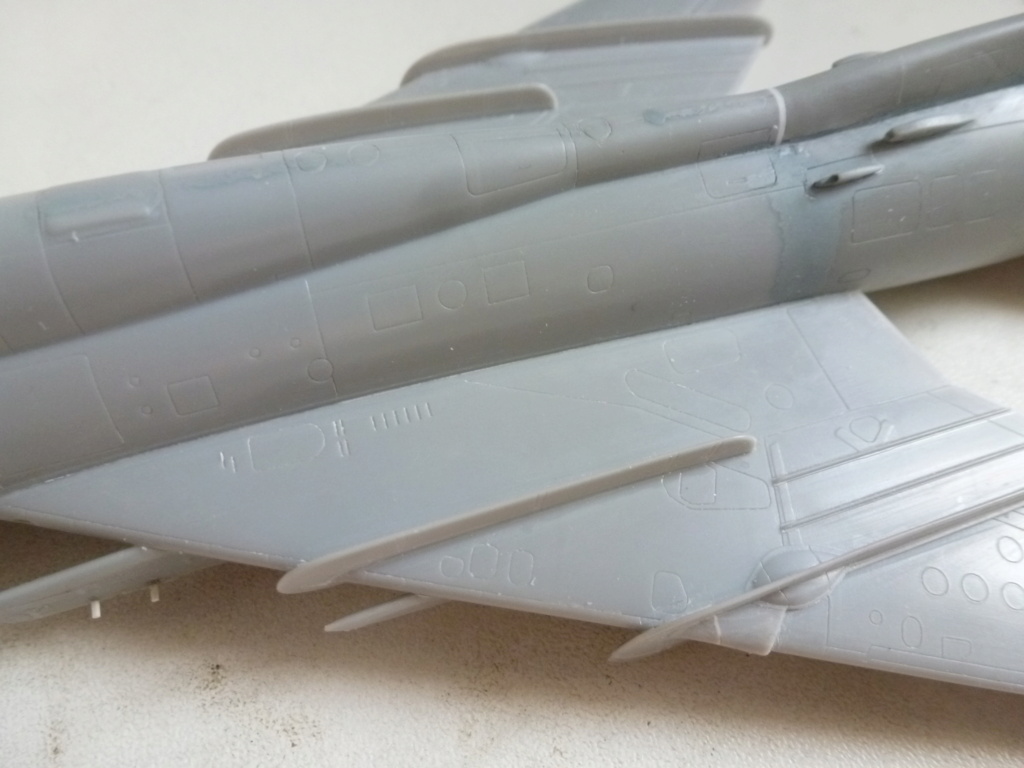 [Modelsvit + Vespa Model Kits] 1/72 Sukhoi Su-22 M3 J Fitter   -   conversion South Yemen AF  P1260416