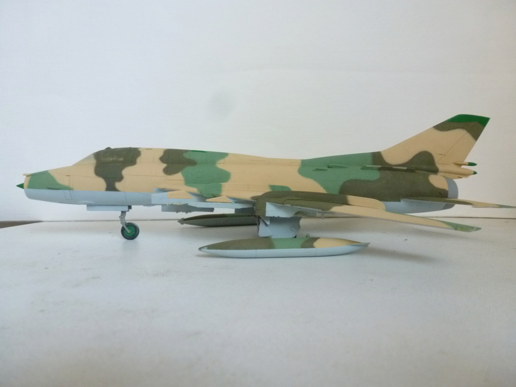 [Modelsvit + Vespa Model Kits] 1/72 Sukhoi Su-22 M3 J Fitter   -   conversion South Yemen AF  P1260514
