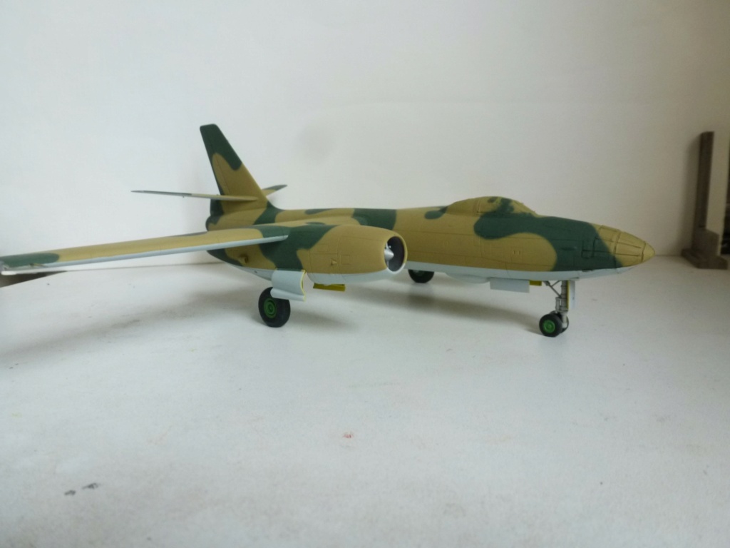 [Trumpeter] 1/72 - Iliouchine Il-28 "Beagle"  Egypte   (il28) - Page 4 P1270213