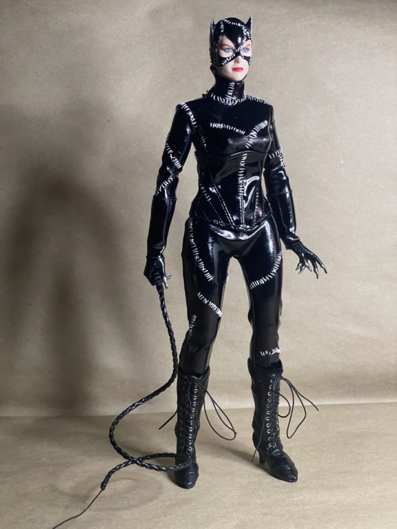 My search for a proper Batman Returns Catwoman! B3cfdb10