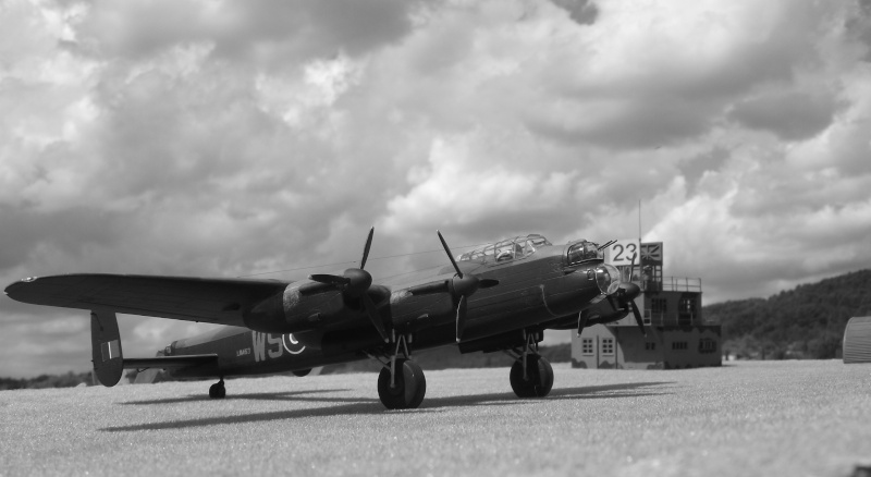 Avro Lancaster  B. I   . Revell 1/72 Lanc_120