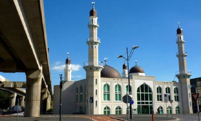 Quelques mosquées aux Pays-Bas (Houlanda) A711