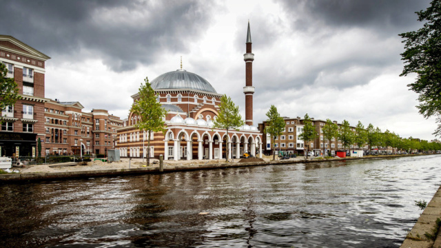 Quelques mosquées aux Pays-Bas (Houlanda) B410