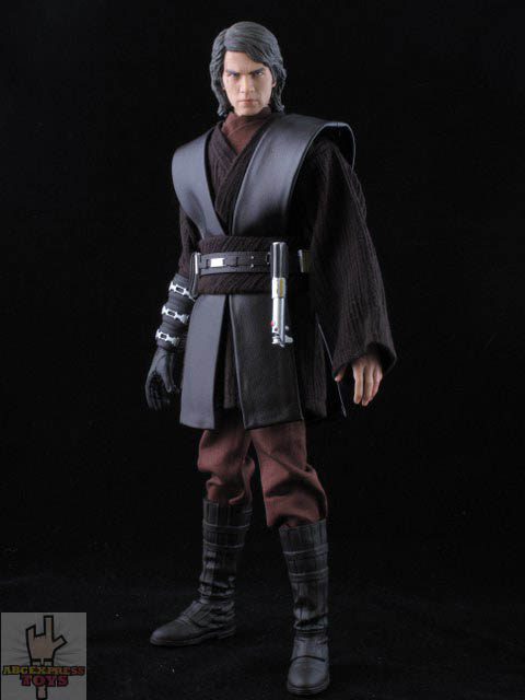 STAR WARS - ANAKIN SKYWALKER - EPISODE III : LA REVANCHE DES SITH - (RAH 431) - Page 2 09jul011