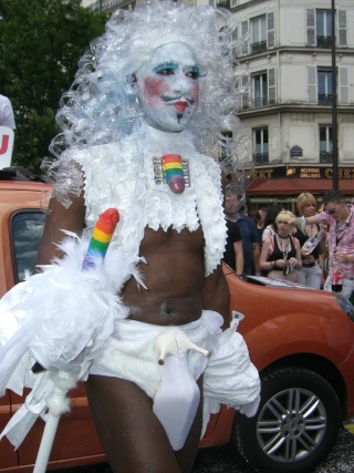 Gay Pride 2009 - Page 6 02510