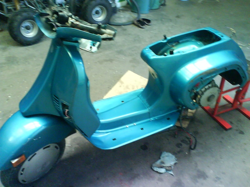 mon vespa pk  fini ! 05710