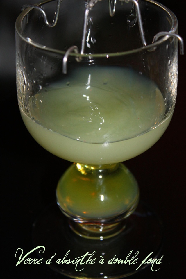 Rituel de l'absinthe 22808211