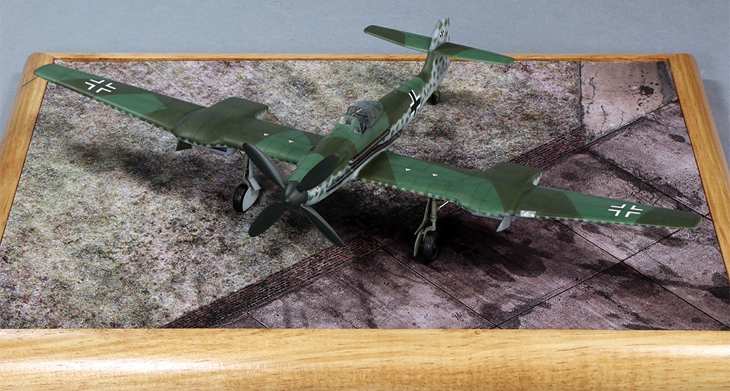 Blohm & Voss BV 155B (V-1) "Karawanken" (1:72 Special Hobby) - Page 3 Img_6625