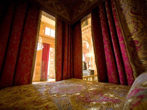 La chambre du roi au château de Versailles 13087310