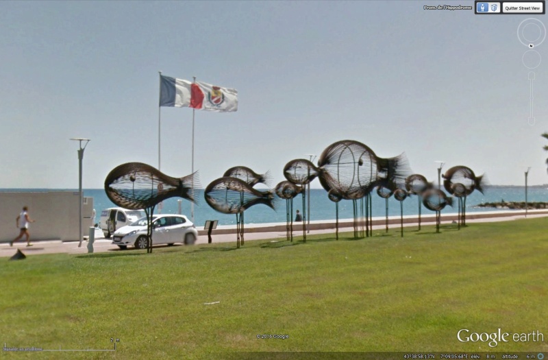 "Le banc de poissons", sculpture à Cagnes sur Mer - Alpes Maritimes - France Sans_260