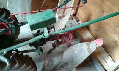 A VENDRE MOTOCULTEUR LABOR 413