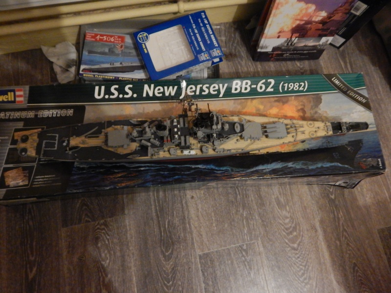 [REVELL] Cuirassé BB 62 USS NEW JERSEY Réf 05129 Edition platinium série limité Dscn4213