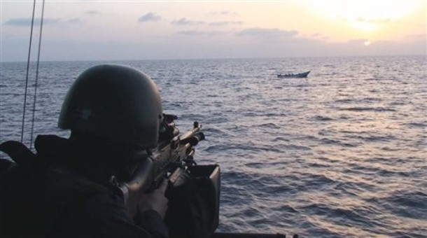 Piraterie au large de la Somalie : Les news... (Partie 2) - Page 15 610x86