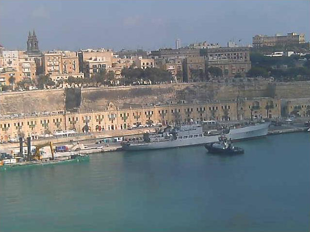 Photos en live des ports dans le monde (webcam) - Page 5 Malte_13