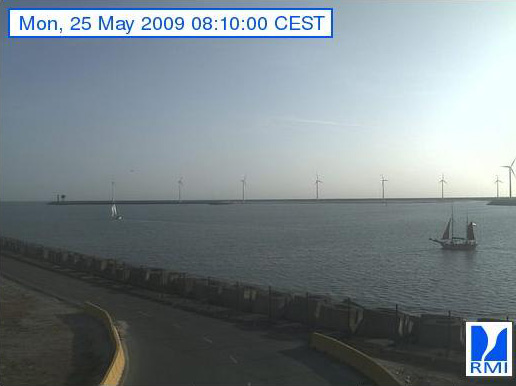 Photos en direct du port de Zeebrugge (webcam) - Page 18 Zeebr103