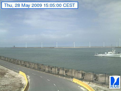 Photos en direct du port de Zeebrugge (webcam) - Page 18 Zeebr110
