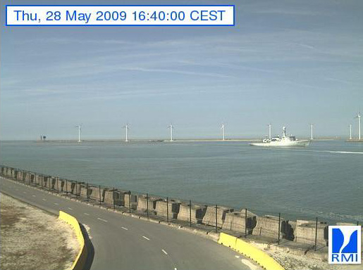 Photos en direct du port de Zeebrugge (webcam) - Page 18 Zeebr111