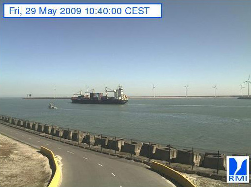Photos en direct du port de Zeebrugge (webcam) - Page 18 Zeebr112