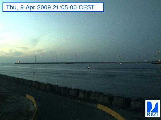 Photos en direct du port de Zeebrugge (webcam) - Page 14 Zeebru48