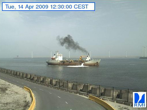 Photos en direct du port de Zeebrugge (webcam) - Page 14 Zeebru53