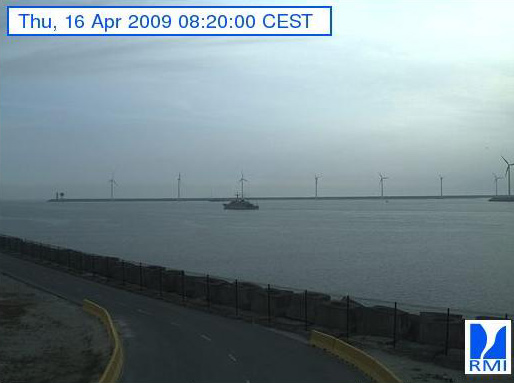 Photos en direct du port de Zeebrugge (webcam) - Page 14 Zeebru58