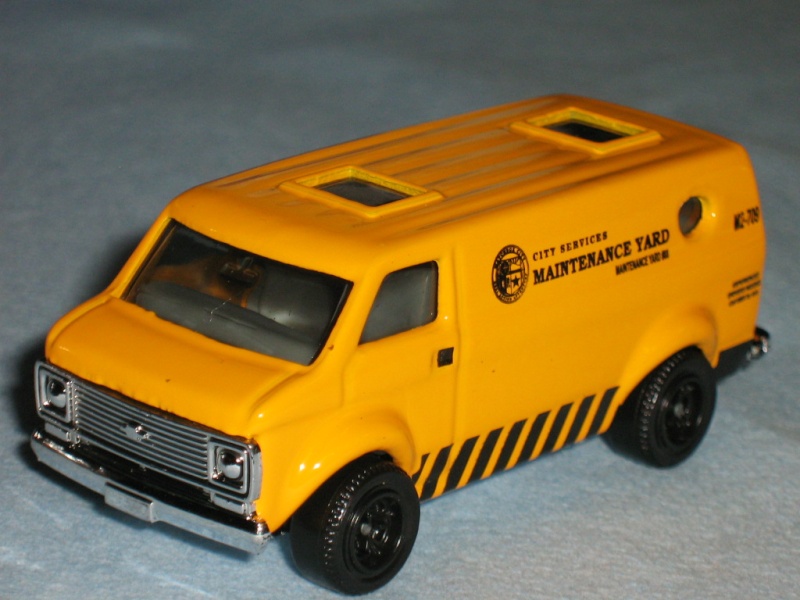 MB709 chevy van Pictur79