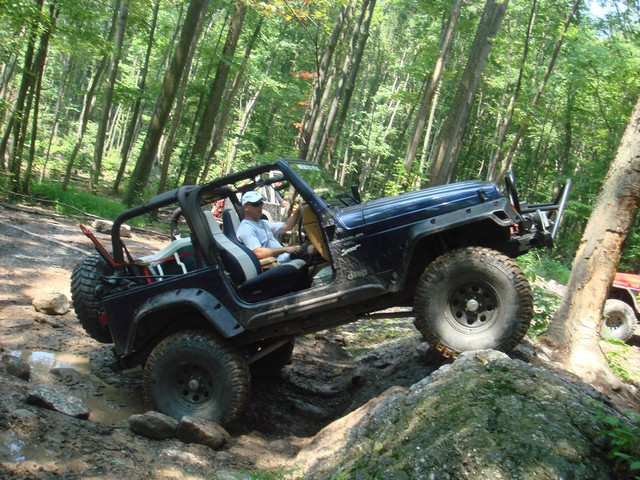 4 Rock Raider's jeeps rock RC alone...... Tom00020