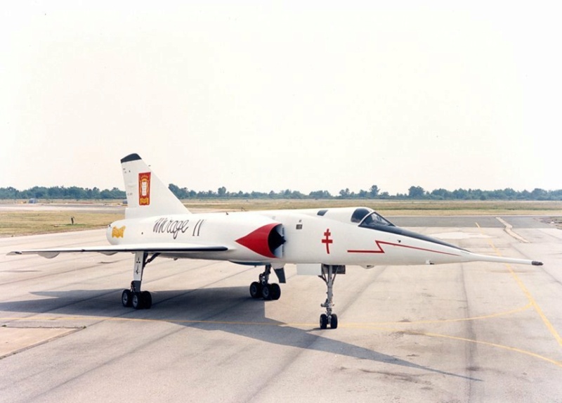 [Heller] 1/48 - Dassault Mirage IV P F-THBA C/N 28    (mIVp) Bretag13