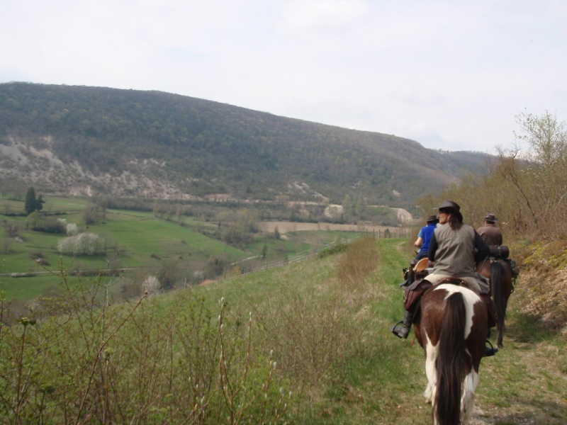 Visite des Isérois dans le Bas Bugey P4110119