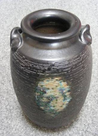 Vase noir avec amande colorée Meisan shigaraki Captu133
