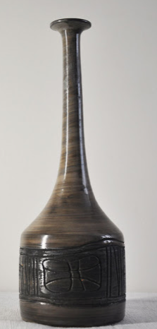 Vase bouteille l’Atelier de la Commanderie Jacques Pouchain signature au cavalier Captur18